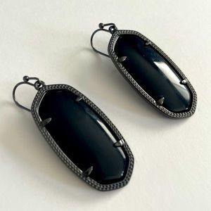 Kendra Scott Elle Drop Earrings in Gunmetal & Black - GREAT condition!!